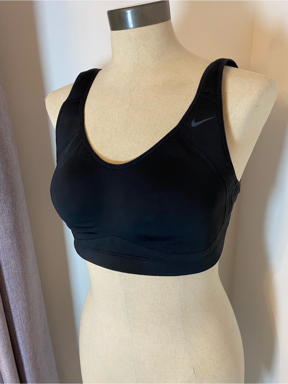 36D Nike Black High-Support Sports Bra